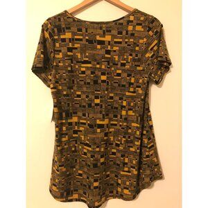 NWT LuLaRoe Classic Tee Shirt Size M Gold Black